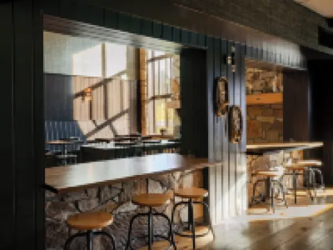 Hunter Lodge, a Bluebird by Lark Hotels in Hunter