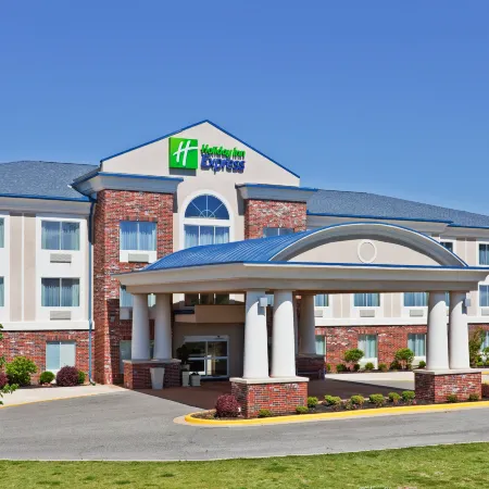 Holiday Inn Express & Suites PARAGOULD by IHG