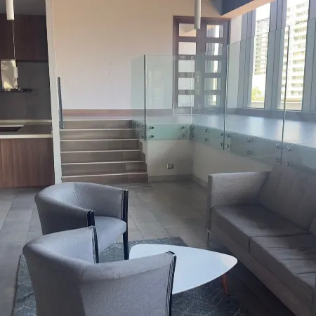 Oceana Suites Irarrazaval Отели рядом с достопримечательностью «Торговый центр Paseo Quilin»