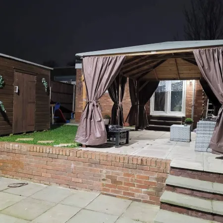 Cozy 2-bedroom Apartment in Tyseley, UK - Perfect City Retreat Отели рядом с достопримечательностью «Сайрхолл Милл»