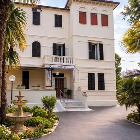 Hotel Villa Pina