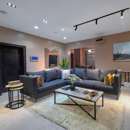 Deedee Luxury Apartments