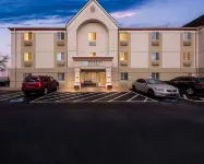 MainStay Suites Cincinnati Blue Ash - 2-Star