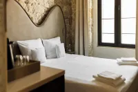 Notre Dame City Residence - Self Check-IN - Holiday Apartments