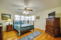 Charming Jefferson City Home 2 Mi to Downtown! - Homestays