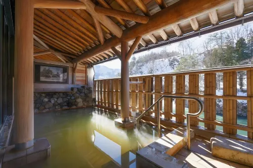 Shirakawago No Yu Hotel - 2-Star