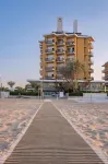 Hotel Crown - 3-Star