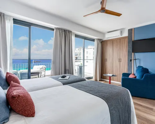 Hotel Vibra Vila Hotels near Marina Botafoch