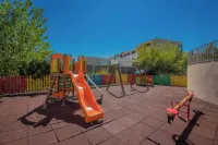 Karras Grande Resort