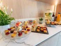 Novotel Angers Lac de Maine - servizio colazione