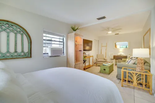 Coastal Vero Beach Home Near the Ocean w/ Patio - 2-Star