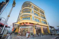LANDMARK NAKHONPHANOM HOTEL - فطور