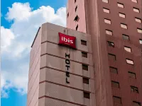 Ibis Santos Gonzaga Praia Hotels near Flags Square