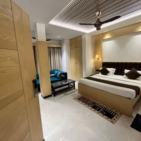 Hotel Sar Kamla Dham