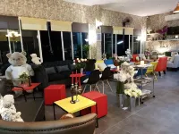 TTT飯店 红山高尔夫练习场附近的飯店
