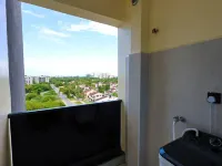 Radium Residences View Palace Apartment - Condos