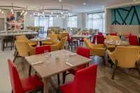 Hilton Garden Inn Tacoma Downtown - Quầy Bar