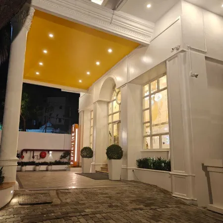 Bloom Hotel Chennai Central