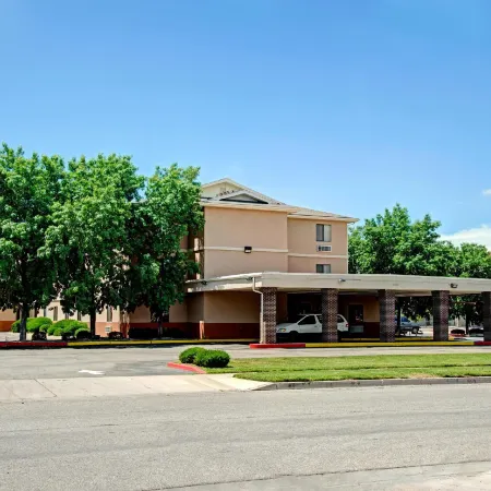 Garner Hotel Albuquerque West