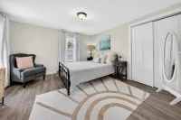 Kings On Queen Cottage 2 Bedroom Home - 4-Star
