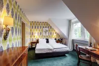 Romantik Hotel Hof zur Linde - 3 estrellas
