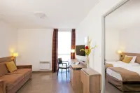 Apparthotel Séjours & Affaires Manosque - 2-Star