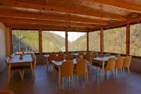 Pugari Hotel - servizio colazione