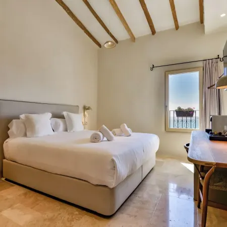 Santa Barbara by Santas Hotels