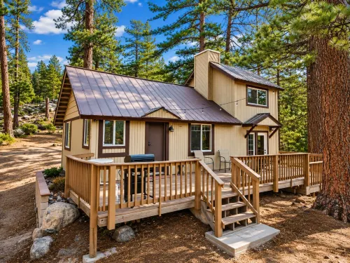 Boulder Bear - Chalets