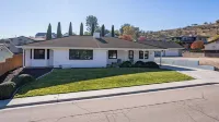 Prickly Pear Paso by Avantstay Fire Pit + BBQ Patio Walkable Downtown Paso - 4-Star