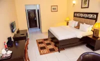 Dees Hotels, Apartments and Suites - Private Pool