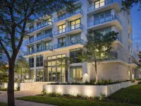 Dolce by Wyndham Miami Beach Hotels near Holocaust Memorial