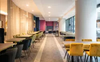 elaya hotel oberhausen, Trademark by Wyndham - breakfast