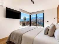 Dazzler Residences by Wyndham Santiago Las Condes Hotels near ألتو لاس كونديس