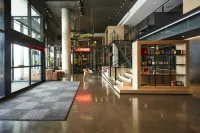 Hôtel Escad Quartier DIX30 - Pet friendly