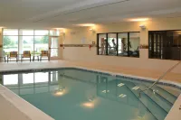 Courtyard Youngstown Canfield - Pools