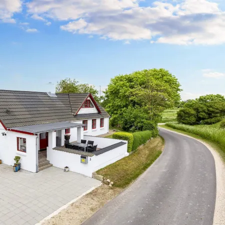 6 person holiday home in Thisted-By Traum
