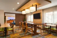 Fairfield Inn & Suites Minneapolis Bloomington/Mall of America - Airport Shuttle