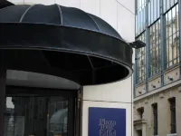 Plaza Tour Eiffel Hotels near 16th arr.