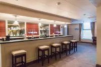 Hogs Back Hotel & Spa Nr Farnham - bar