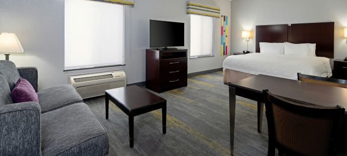 Hampton Inn & Suites Bakersfield/Hwy 58 Hotels in Bakersfield