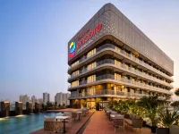 Ramada Encore by Wyndham Gurugram Dwarka Expressway - 5 Yıldız