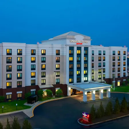 SpringHill Suites by Marriott Newark International Airport