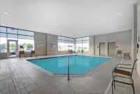 Hampton Inn & Suites by Hilton Belleville - Pools