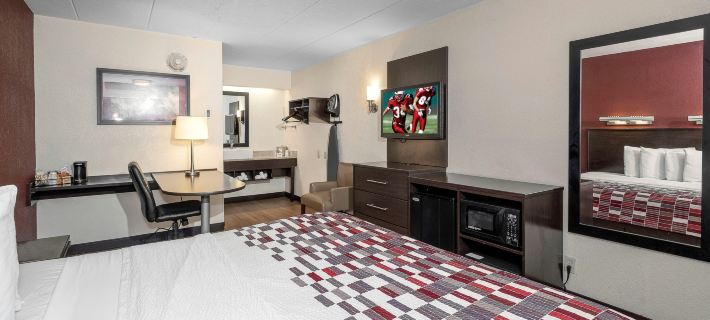Red Roof Inn Mt Laurel Hotels in Mount Laurel