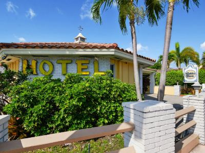 Gables Cove Hotel