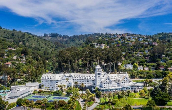 Claremont Resort & Club