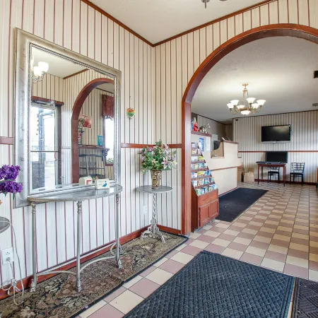 Hotel O Daylight Inn Elkhart I-90, IN