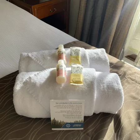 Admirals Motor Inn