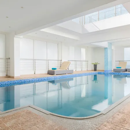 Al Hail Waves Hotel Managed by Centara